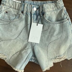 NWT! Girls Zara Faded Blue Jean Shorts for Women